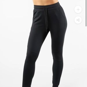 Buff bunny onyx joggers